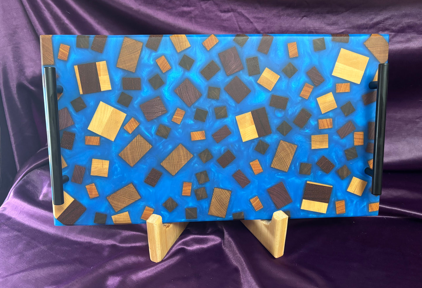 Crazy serving tray - The Crafty Pipeliner